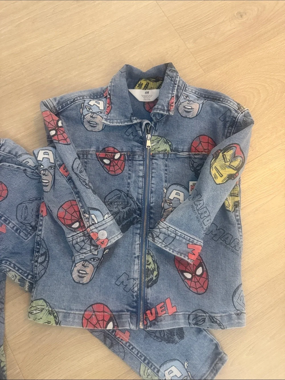 H&M marvel set 3T mint condition set